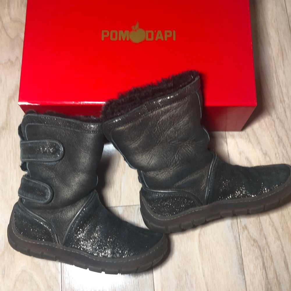 Pom D Api shearling Winter Boots for girls Size 30EU, 13 US.
